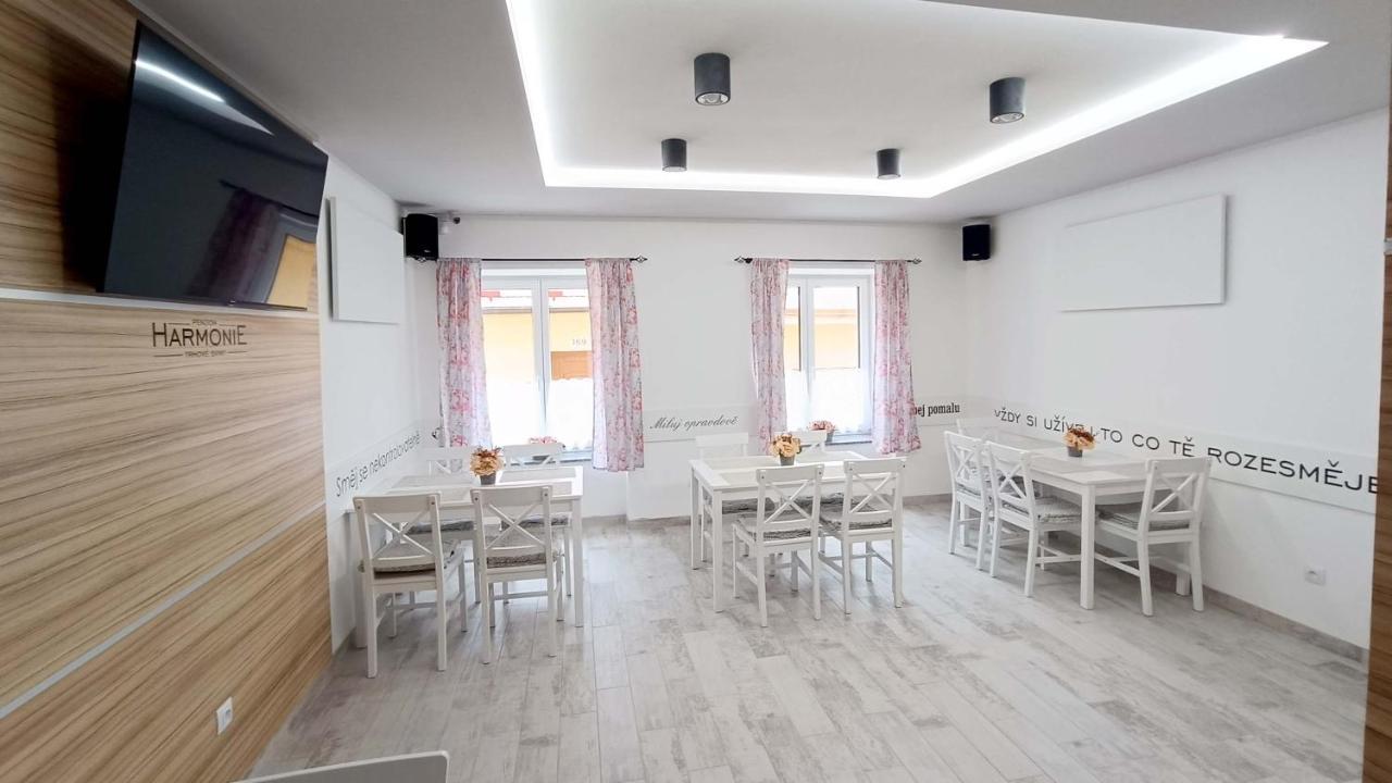 Penzion Harmonie Trhové Sviny Dış mekan fotoğraf